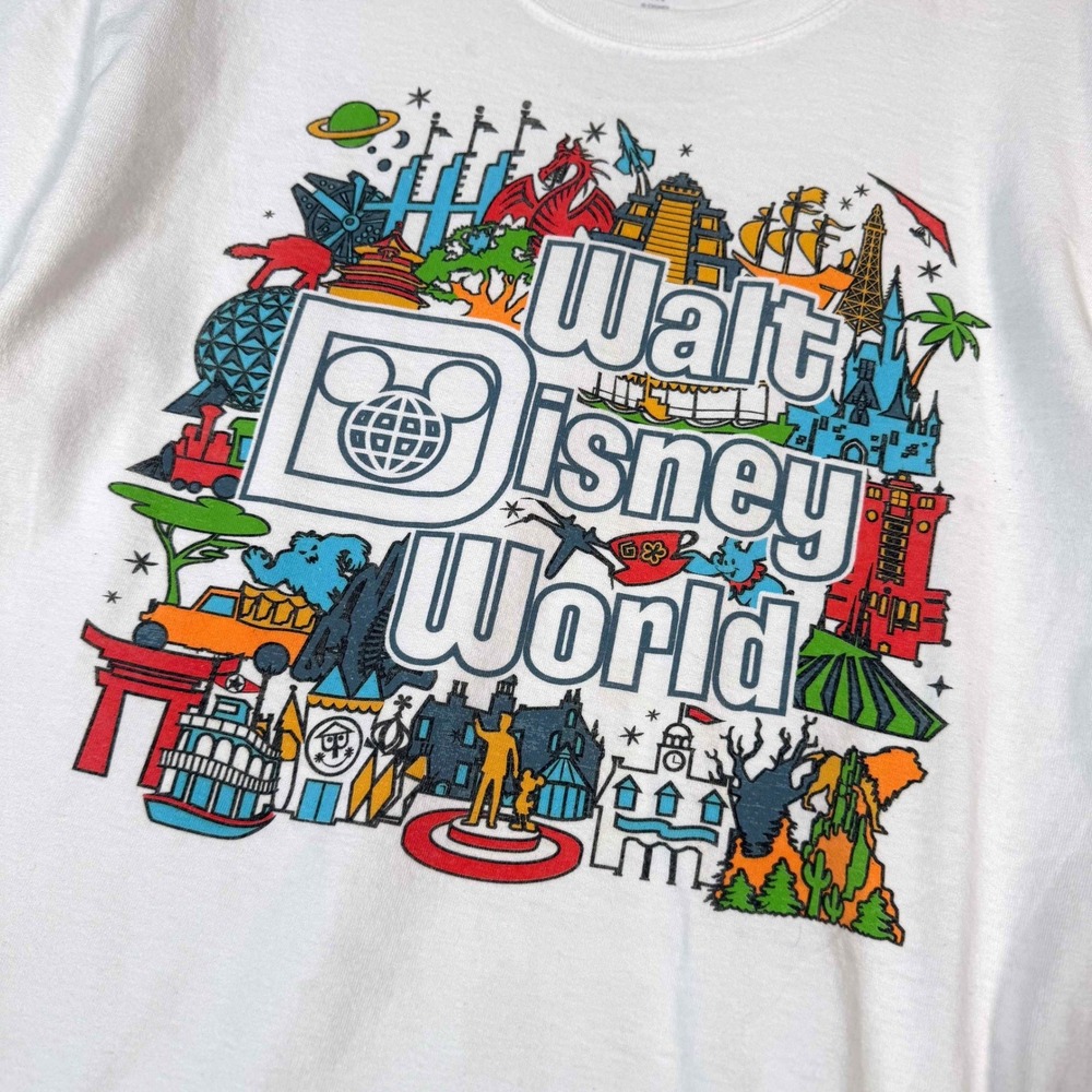 Walt Disney World Park Attractions White Graphic Tee Mens Medium Retro Back Hit